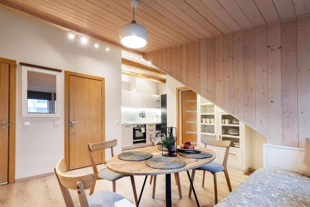 Luxury Apartment In Gedimino Av. VNO Kültér fotó